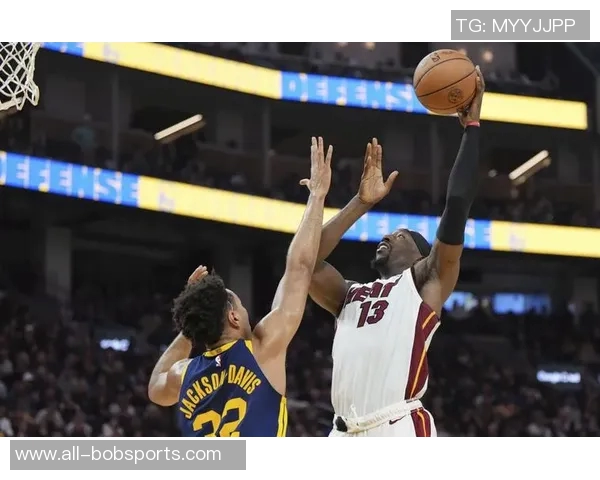 维金斯谈与年轻球员的默契赞约维奇身高与控卫风格完美结合